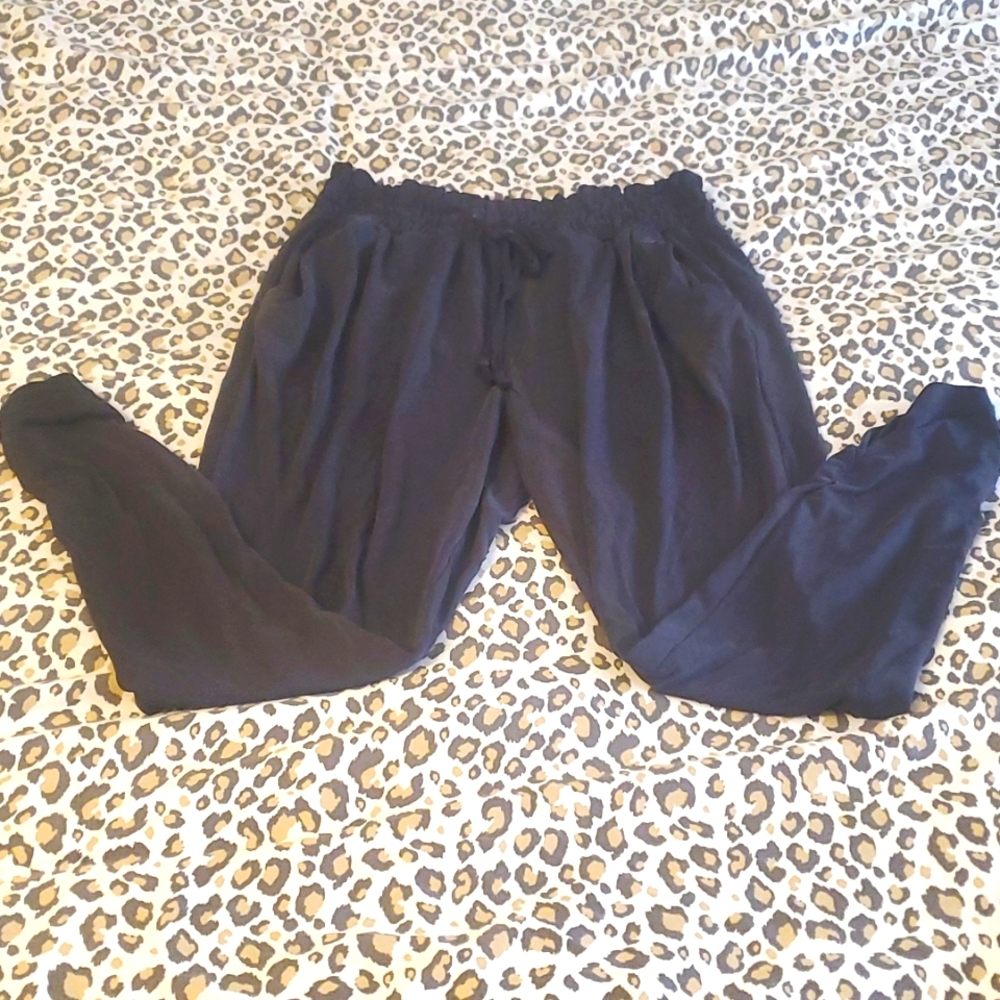 Aeo harem style pants